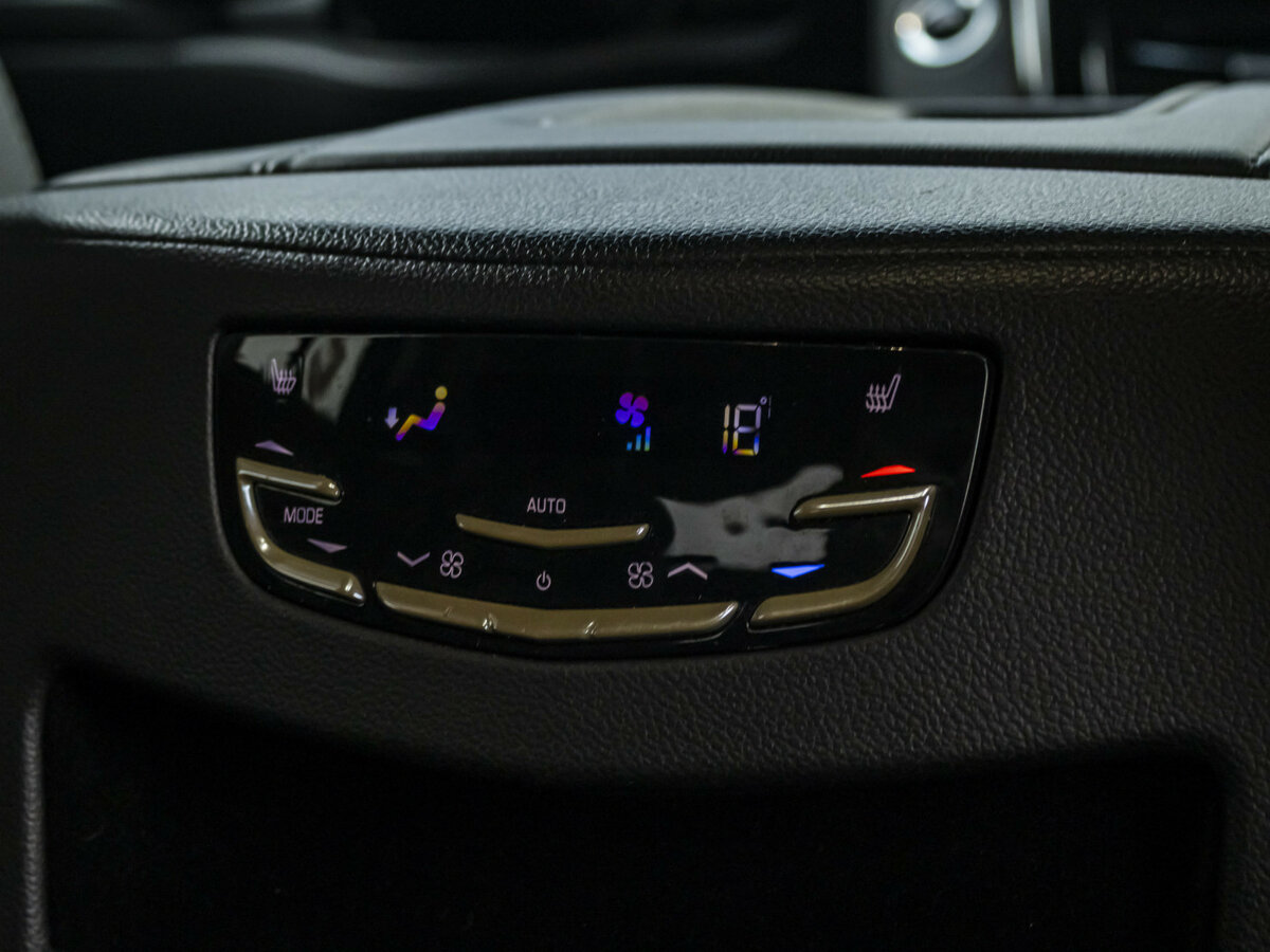 Купить Cadillac Escalade IV, 2017, 190 000 км, фото №20