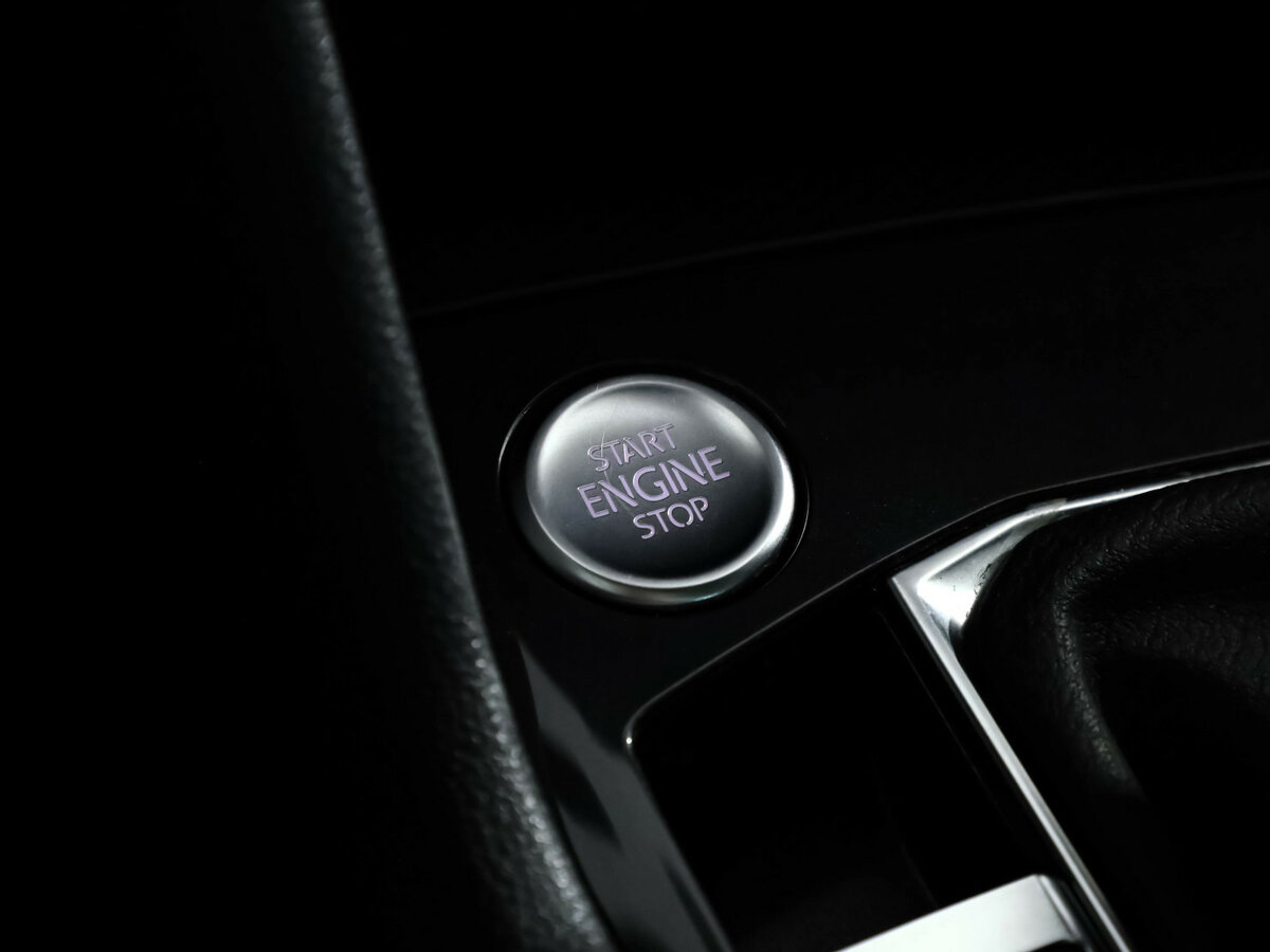 Купить Volkswagen Tiguan II Рестайлинг, 2021, 100 030 км, фото №14