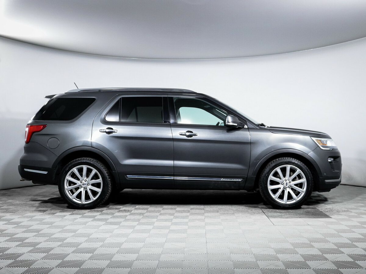 Купить Ford Explorer V Рестайлинг 2, 2019, 188 948 км, фото №4