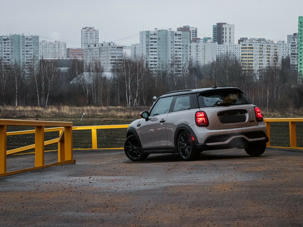 Купить Mini Hatch Cooper S III (F55/F56) Рестайлинг 2, 2024, 12 342 км, фото №16