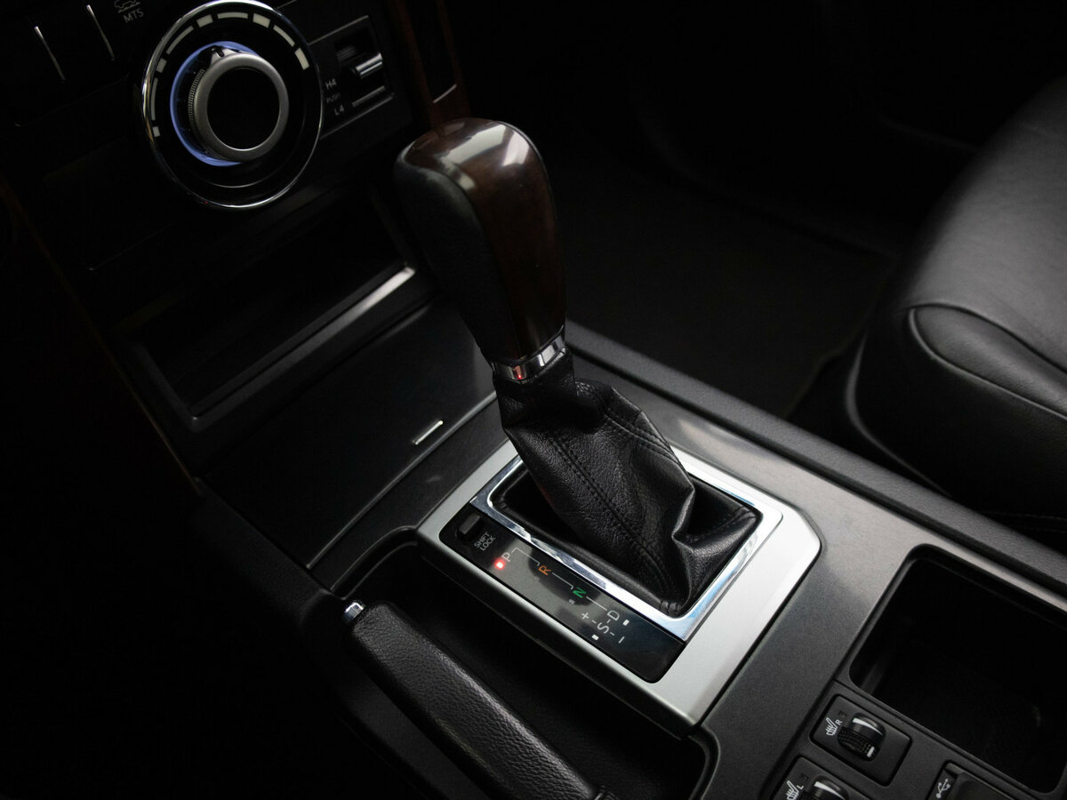 Купить Toyota Land Cruiser Prado 150 Series Рестайлинг 1, 2016, 150 101 км, фото №10