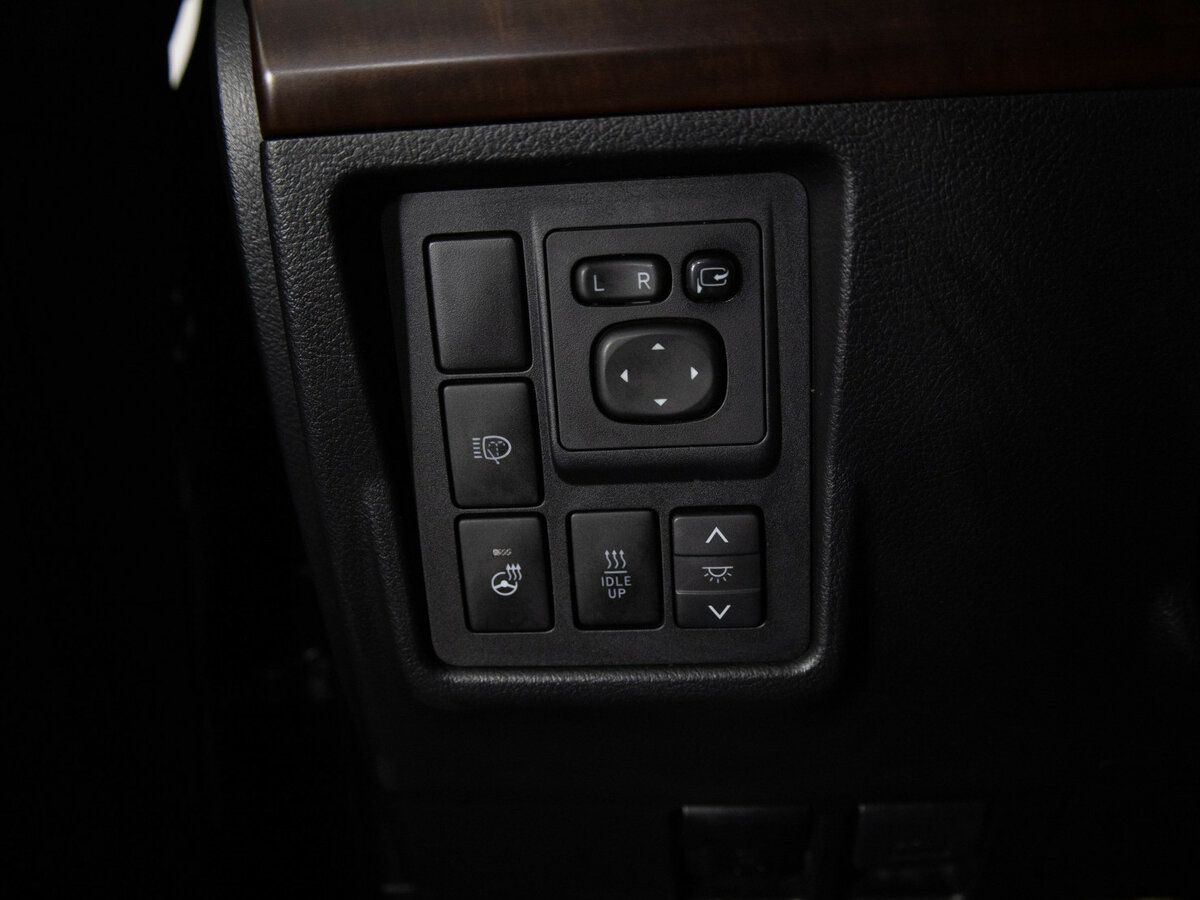 Купить Toyota Land Cruiser Prado 150 Series Рестайлинг 1, 2016, 150 101 км, фото №16