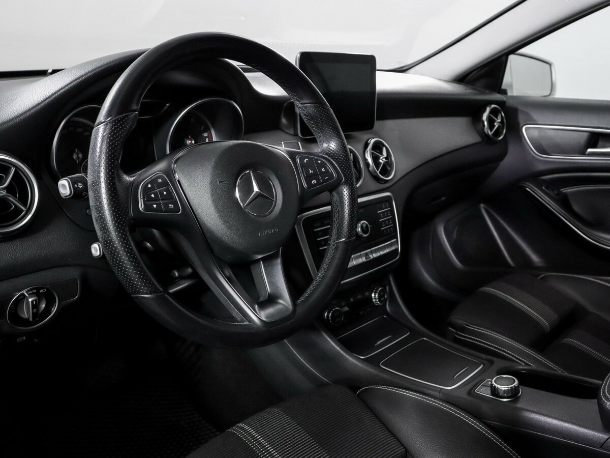 Купить Mercedes-Benz GLA 250 I (X156) Рестайлинг, 2019, 43 422 км, фото №12