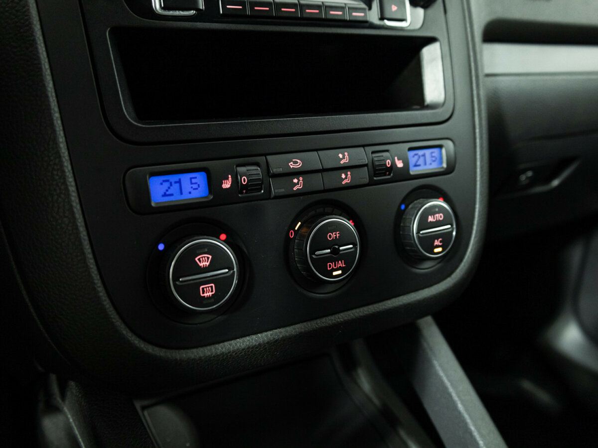 Купить Volkswagen Golf V, 2008, 134 251 км, фото №16