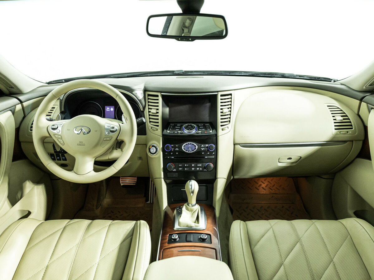 Купить Infiniti QX70, 2016, 105 060 км, фото №13