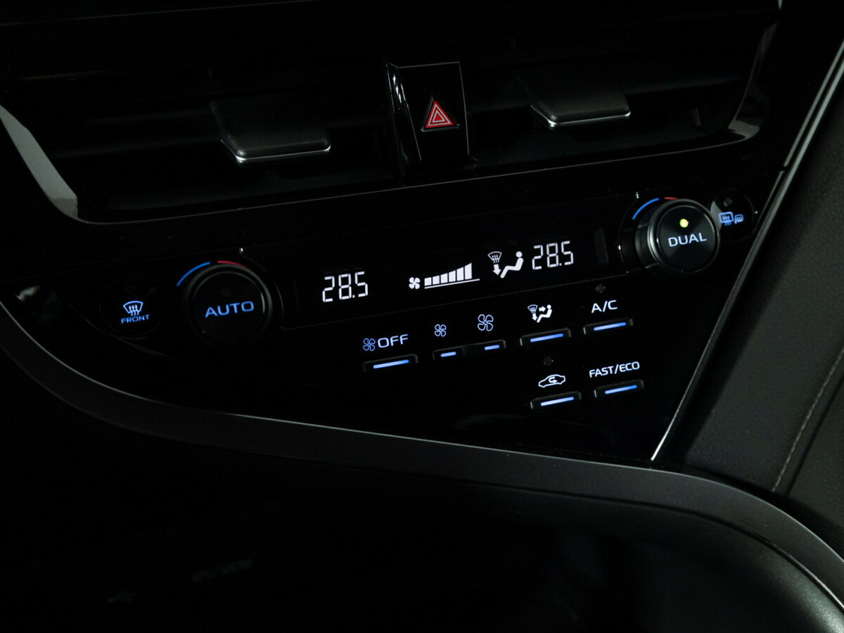 Купить Toyota Camry VIII (XV70) Рестайлинг, 2021, 46 313 км, фото №15