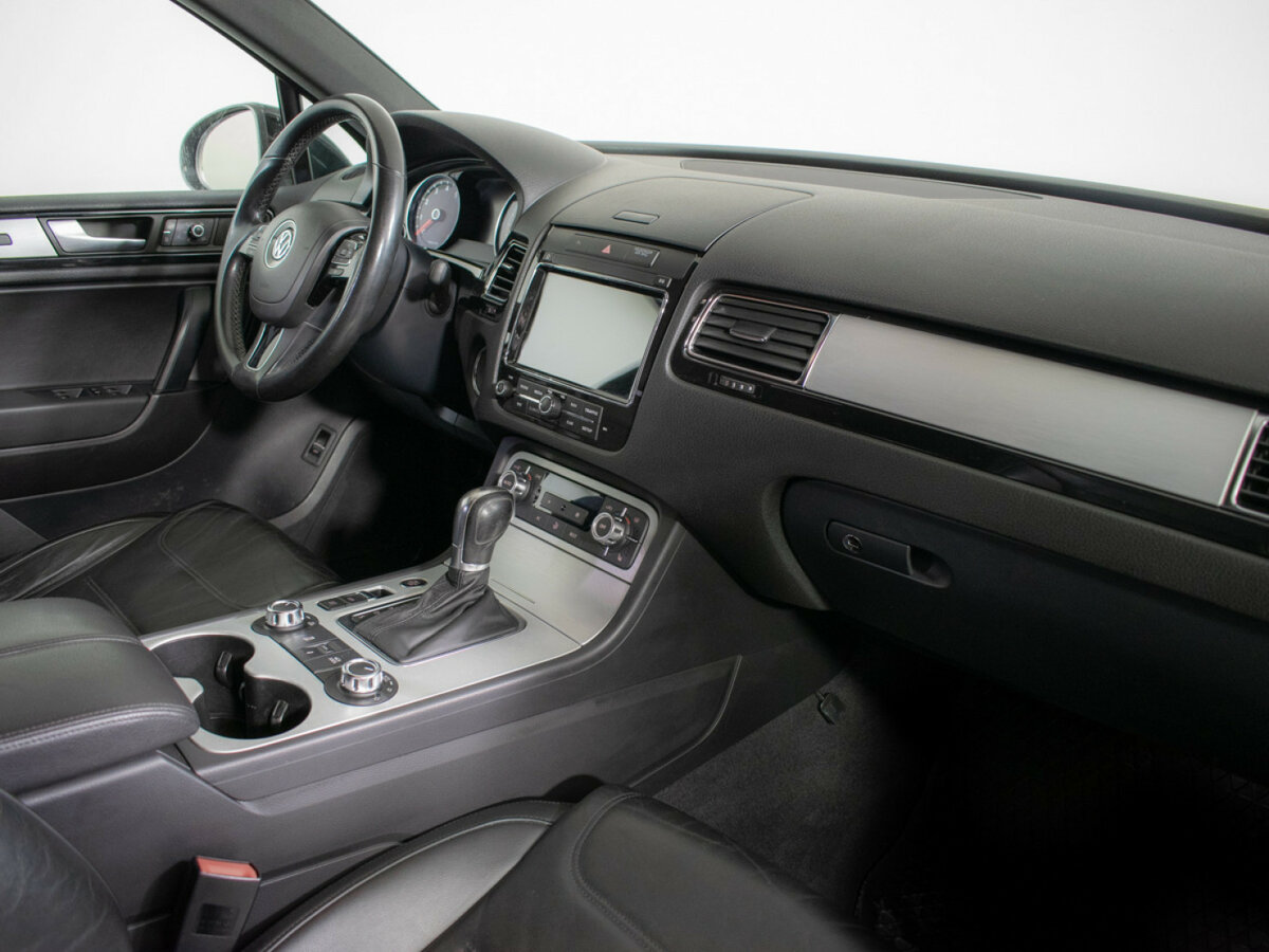 Купить Volkswagen Touareg II, 2011, 242 843 км, фото №9
