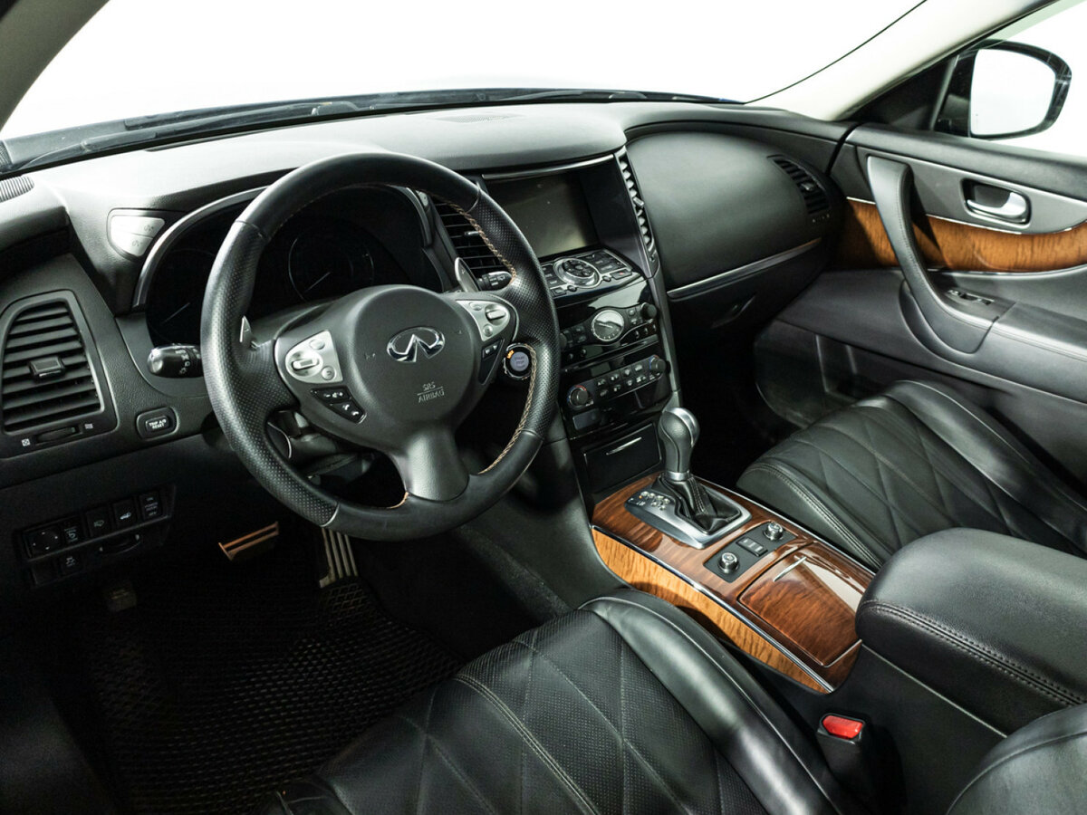 Купить Infiniti QX70, 2014, 135 000 км, фото №9