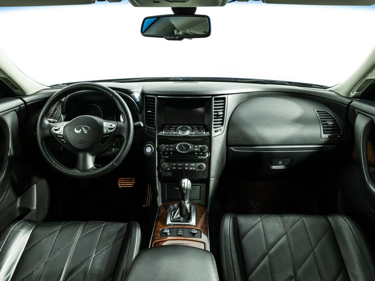Купить Infiniti QX70, 2014, 135 000 км, фото №11