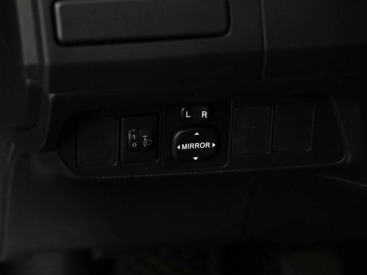 Купить Toyota Auris I, 2007, 405 393 км, фото №5