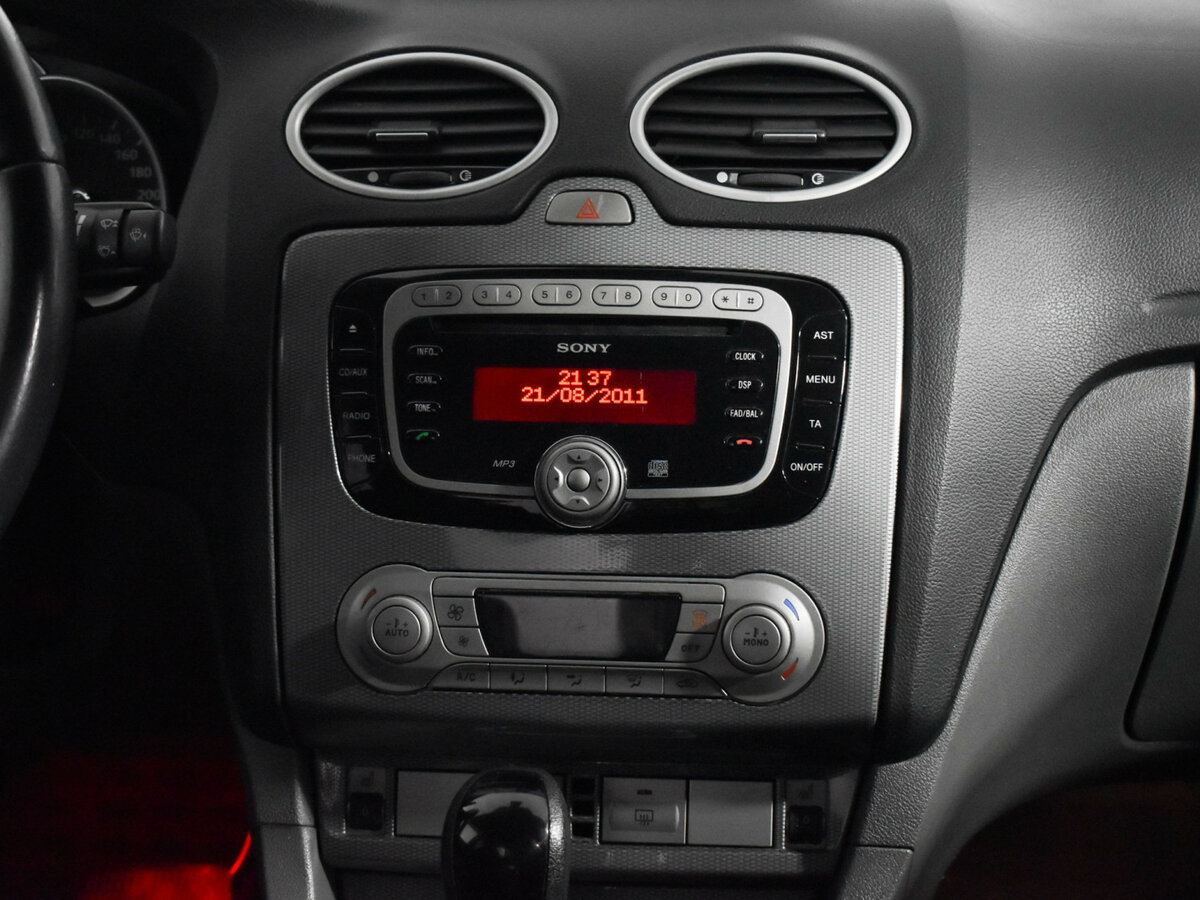 Купить Ford Focus II Рестайлинг, 2010, 308 596 км, фото №17