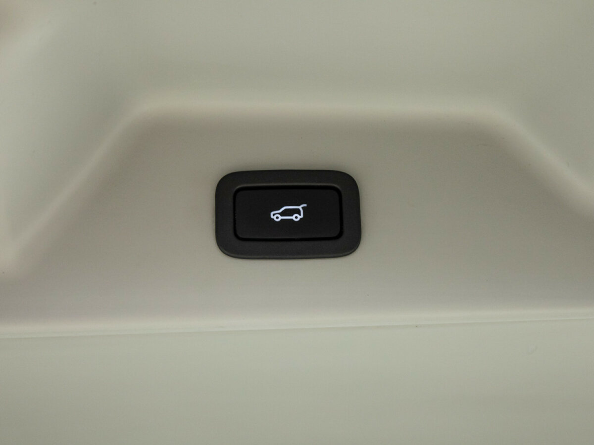 Купить Land Rover Range Rover Long IV Рестайлинг, 2018, 97 792 км, фото №22