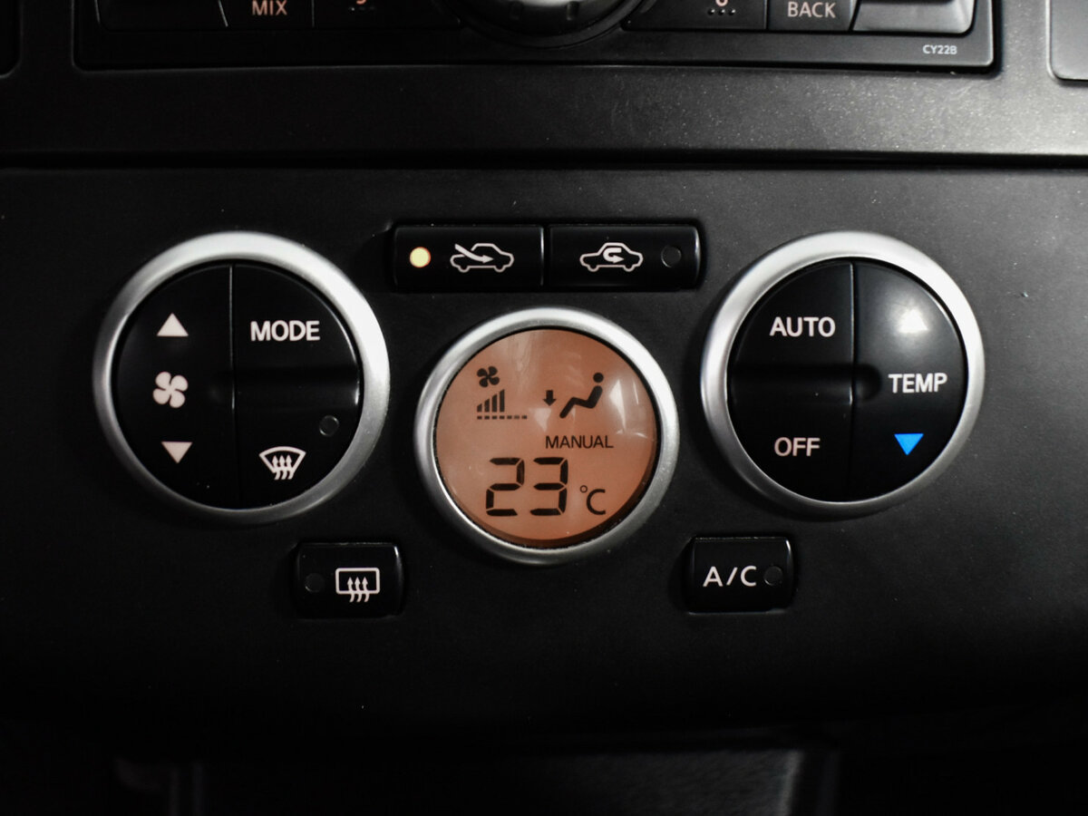 Купить Nissan Tiida I, 2008, 245 418 км, фото №17