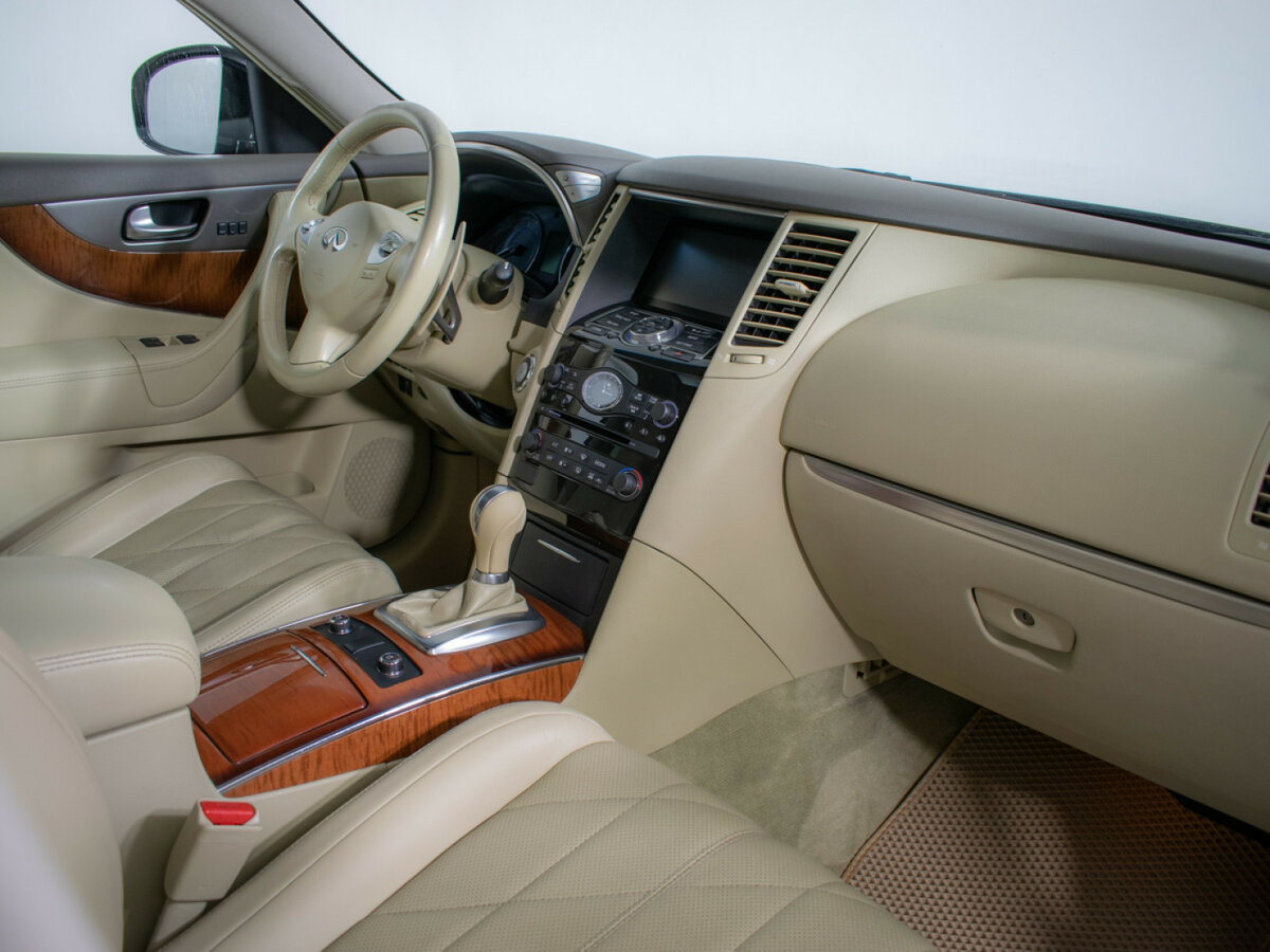 Купить Infiniti QX70, 2015, 152 829 км, фото №7