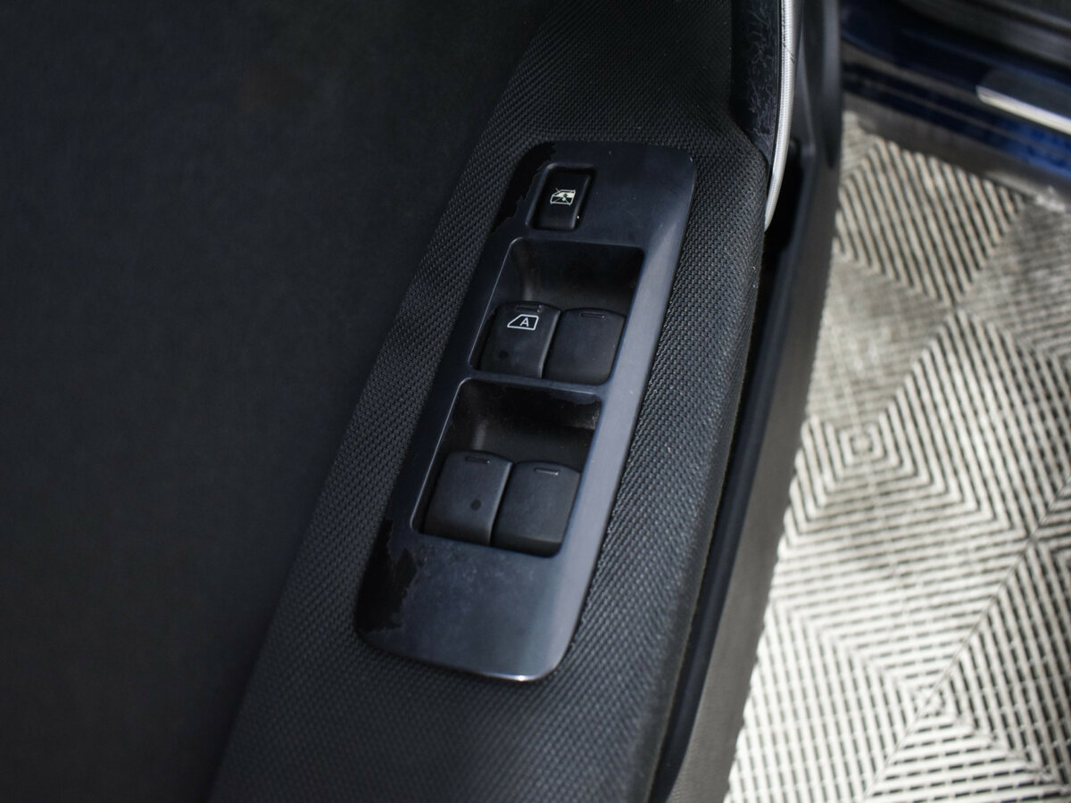 Купить Nissan Qashqai I, 2008, 302 900 км, фото №17