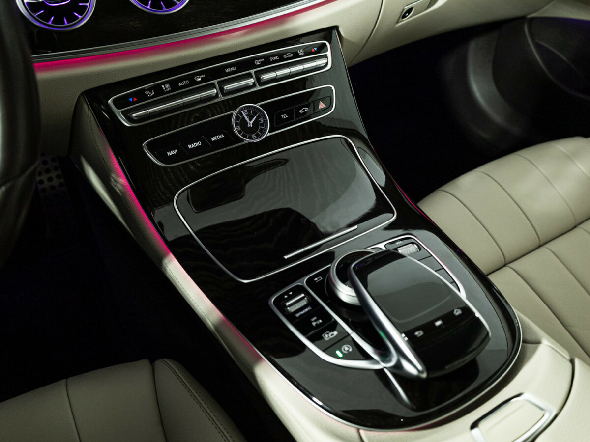 Купить Mercedes-Benz E-Класс 200 V (W213, S213, C238), 2019, 117 304 км, фото №18
