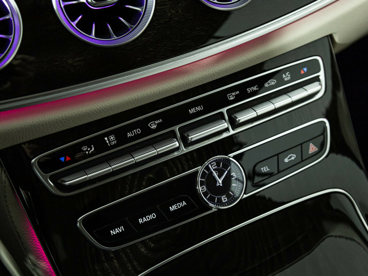 Купить Mercedes-Benz E-Класс 200 V (W213, S213, C238), 2019, 117 304 км, фото №19