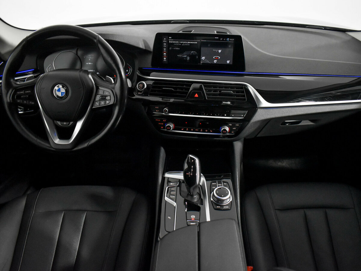 Купить BMW 5 серии 520d xDrive VII (G30/G31/G38) Рестайлинг, 2020, 143 000 км, фото №13