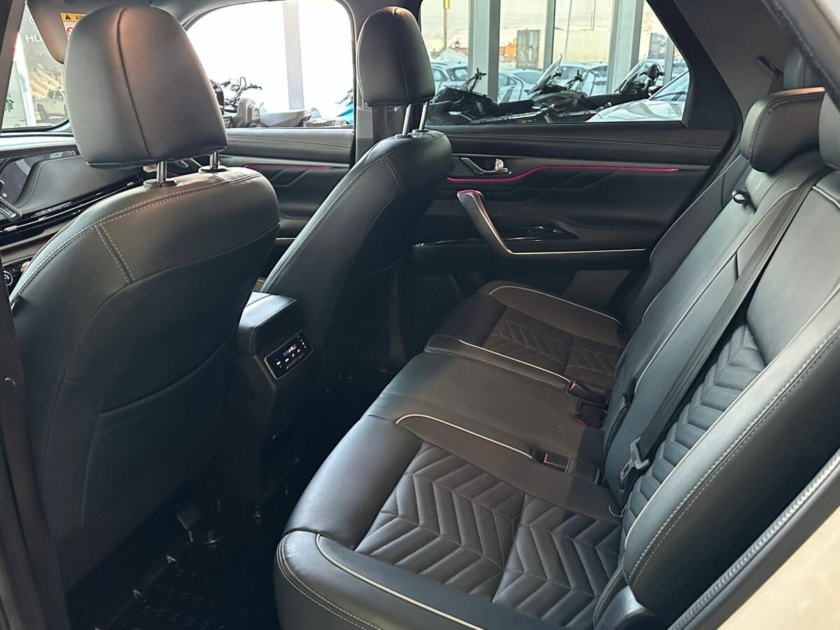 Купить Changan CS95 I Рестайлинг 2, 2023, 28 200 км, фото №11