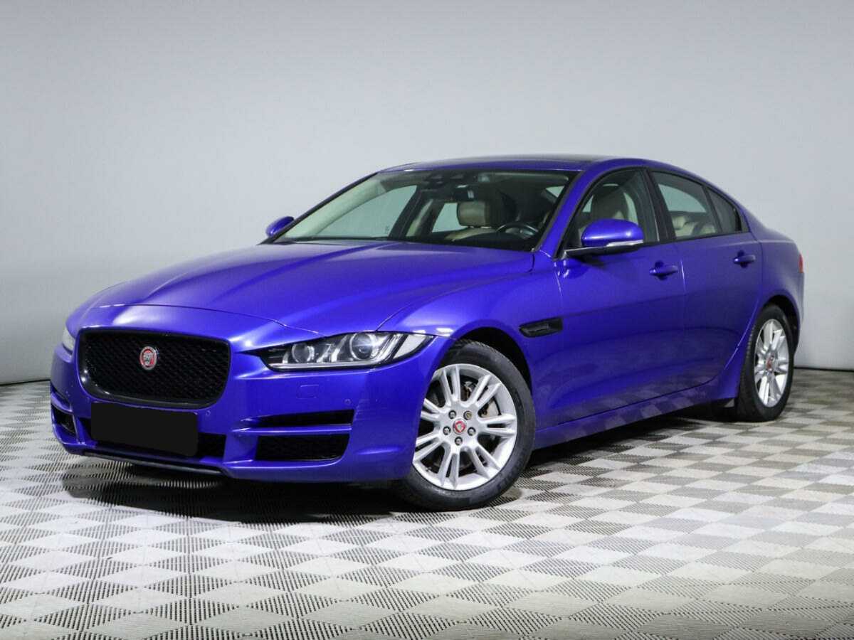 Jaguar XE