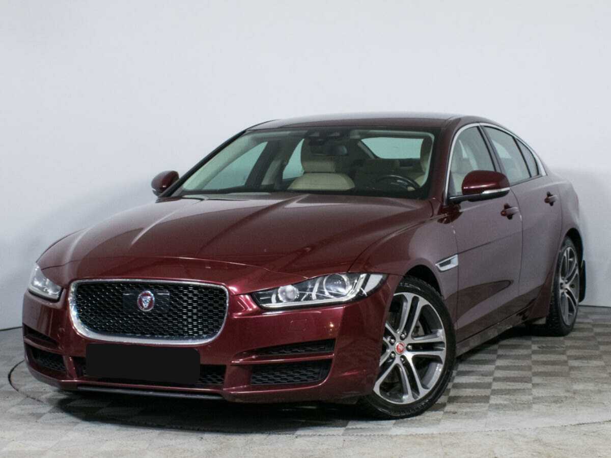 Jaguar XE