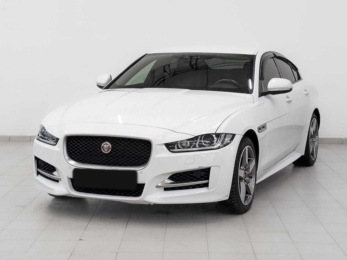 Jaguar XE