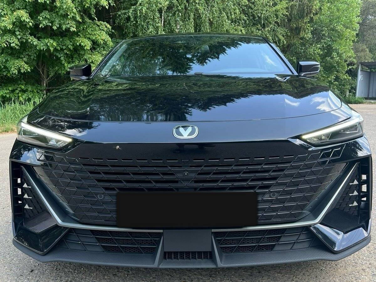 Changan UNI-V