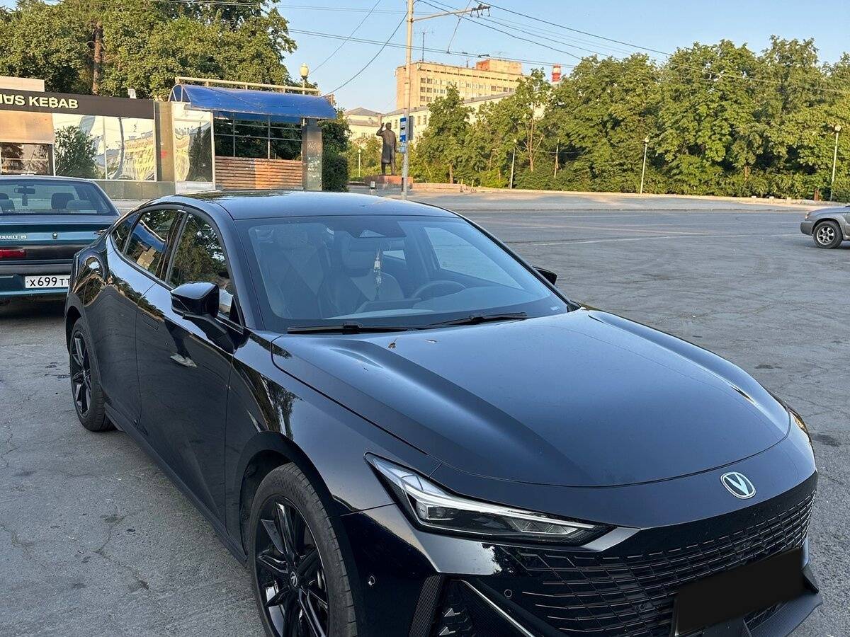 Changan UNI-V
