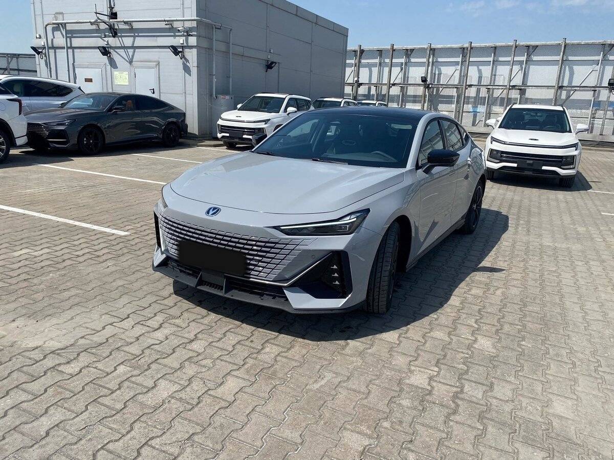 Changan UNI-V