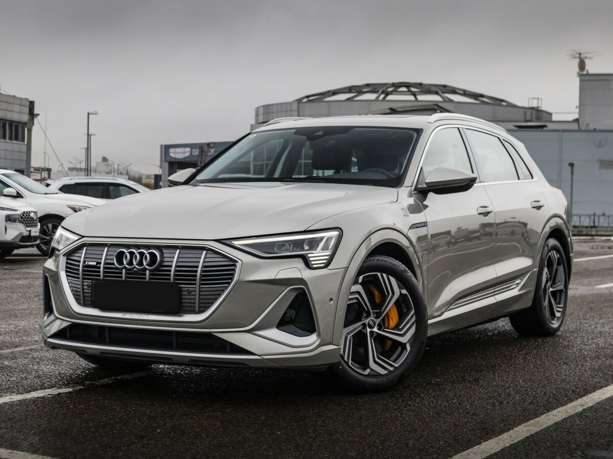 Audi e-tron